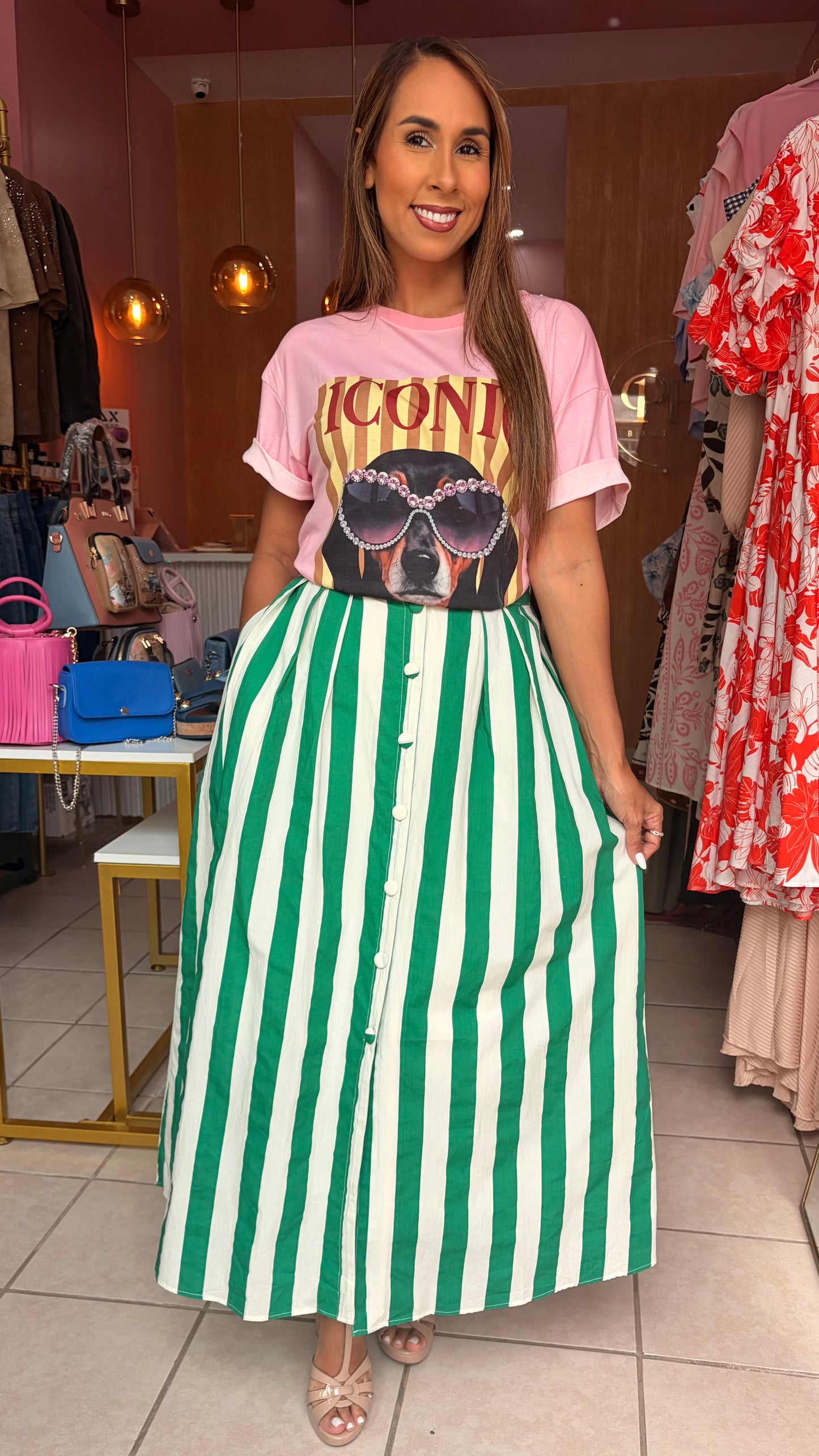 Iconic Girl Tee