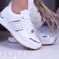 Tennis blanco y plata